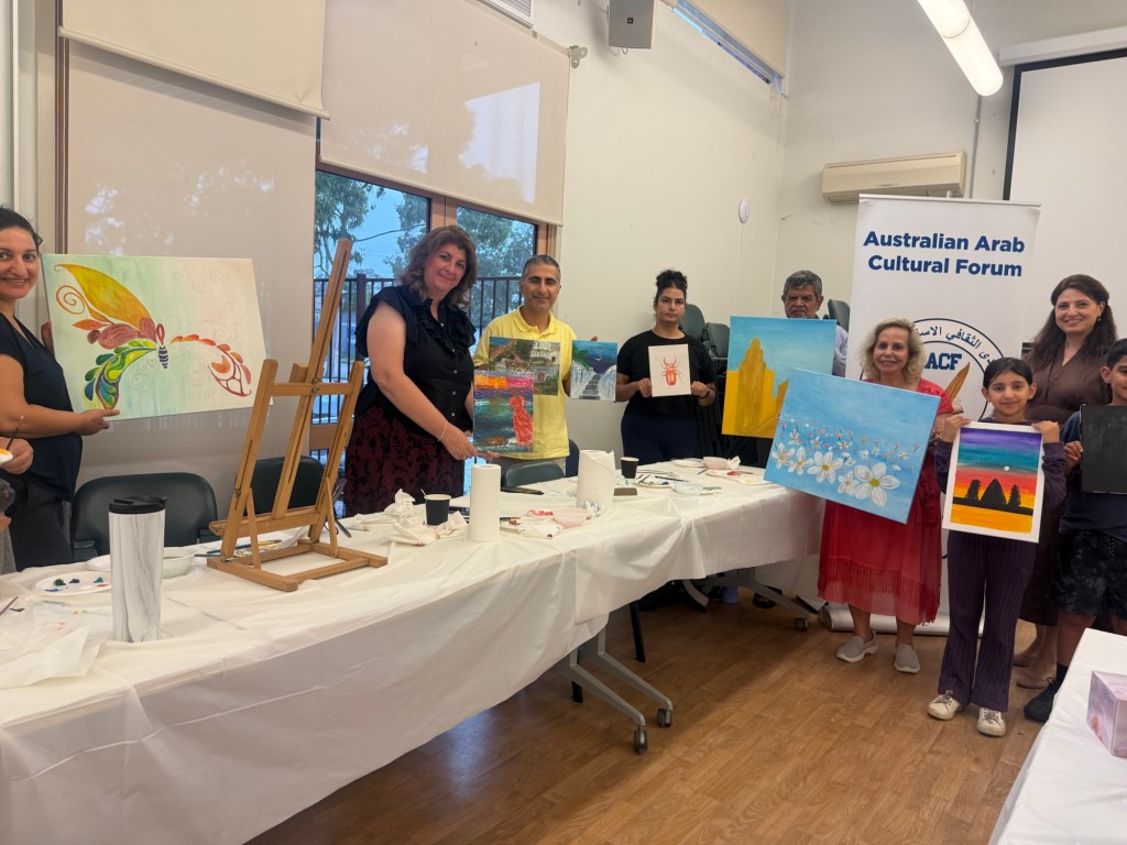 تمت اليوم الاحد في ١/ ٢/ ٢٠٢٦ ورشة الرسم الثانية في برنامج مهرجان الرسم الذي يقيمه المنتدى الثقافي الاسترالي العربي لسنة ٢٠٢٦، ولقد أمضى المشاركون اوقاتًا سعيدة ومفيدة في تعلم فن الرسم والتلوين، شكرًا لجميع المشاركين وللجهات&nbsp;المانحة&nbsp;